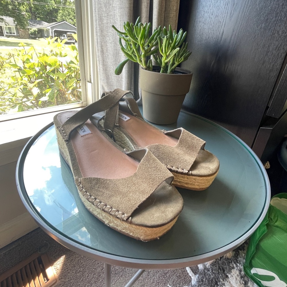 Steve Madden Wedges